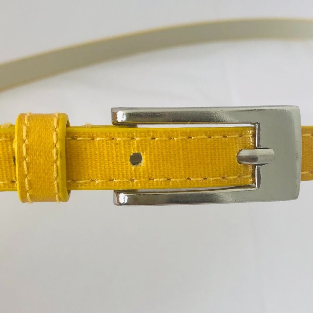 NWOT -Skinny belt mustard yellow size 12
